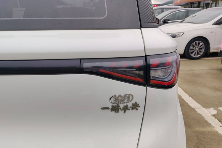 凯翼拾月 2023款 201km 踏浪版车身外观9