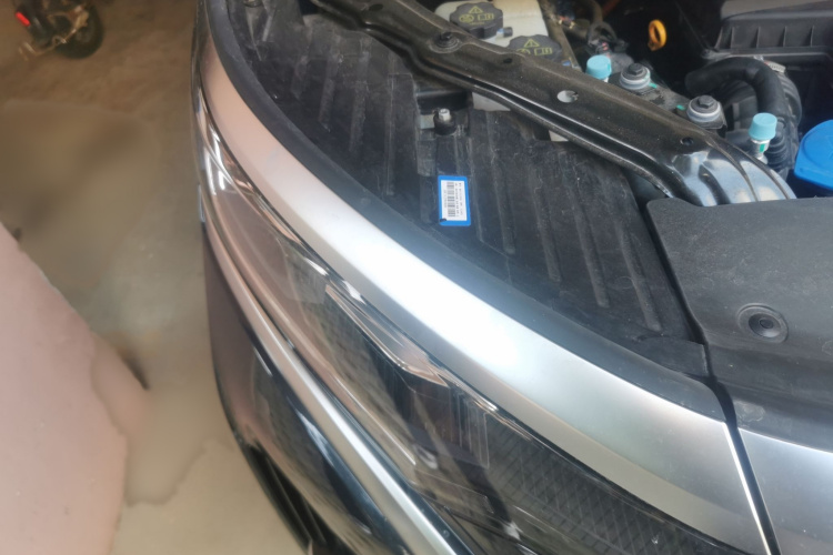 腾势D9 2022款 DM-i 970 四驱尊荣型车身外观6006