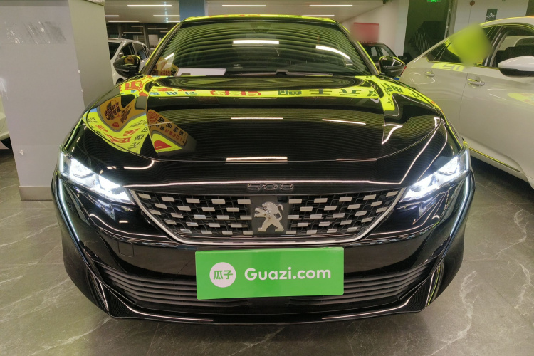 标致508 2022款 508L 360THP PureTech 驾趣版车身外观2