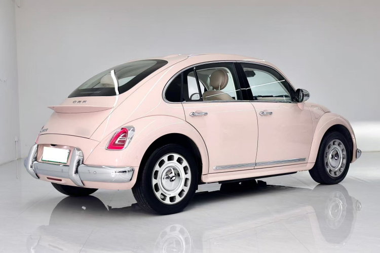 欧拉芭蕾猫 2022款 401km 胡桃夹子版车身外观7