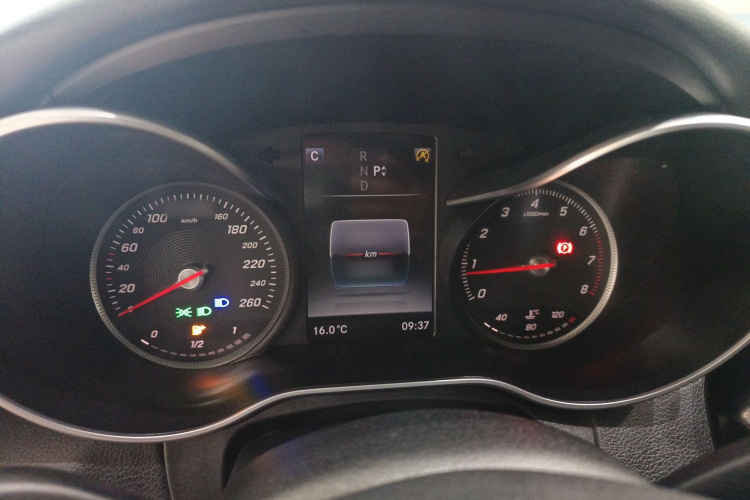 奔驰C级 2015款 C 200 运动版局部细节14