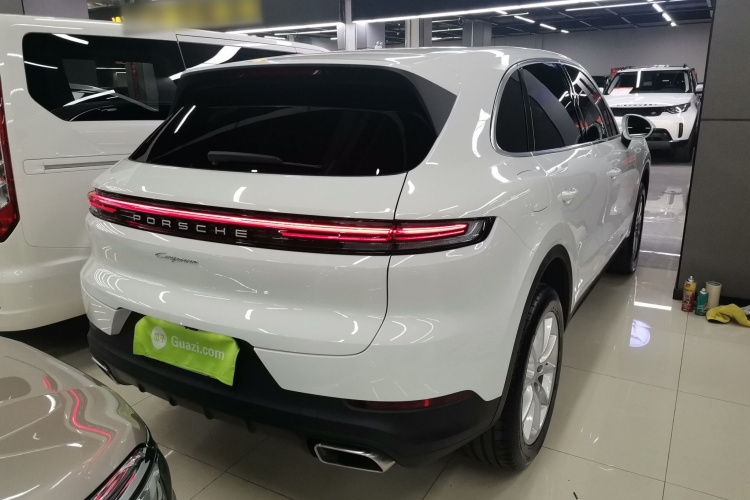 保时捷 2024款 Cayenne 3.0T车身外观6004