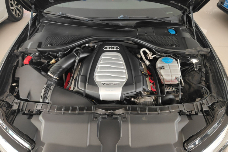 奥迪A6L 2017款 30 FSI 舒适型机舱底盘24