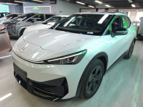 大众 ID.UNYX 与众 2024款 Pro 长续航版