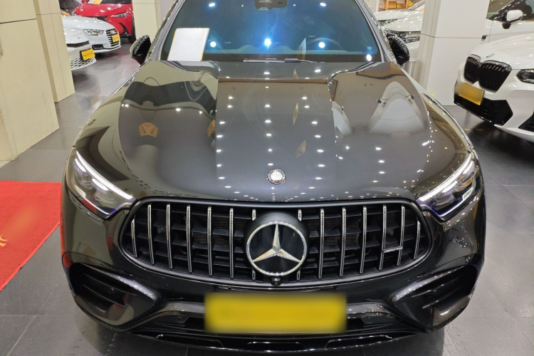 奔驰GLC轿跑 AMG 2024款 AMG GLC 43 4MATIC 轿跑SUV车身外观2