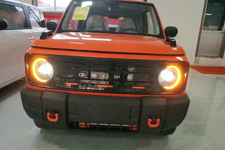 吉利银河 2025款 210km 熊猫骑士车身外观2