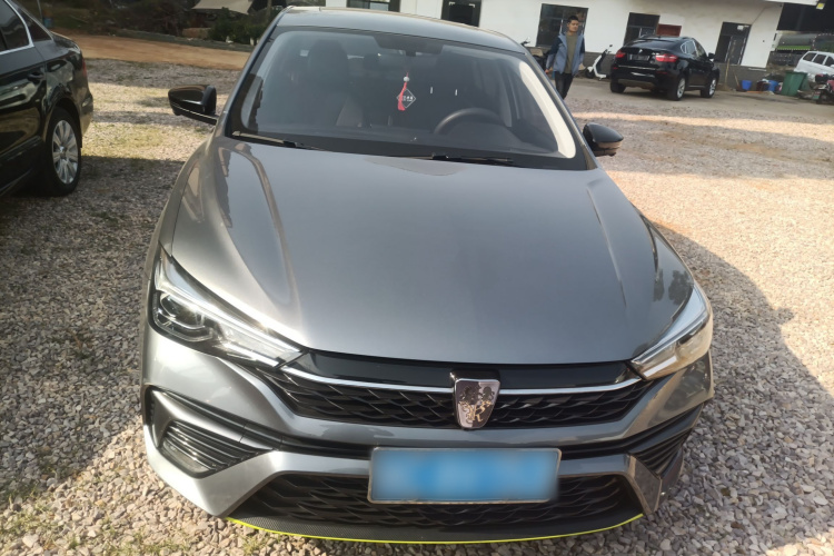 荣威i5 2021款 1.5L CVT钻石版车身外观2