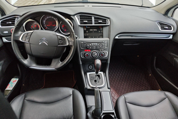 雪铁龙C4L 2014款 1.6THP 智驱版 自动劲智型中控内饰12