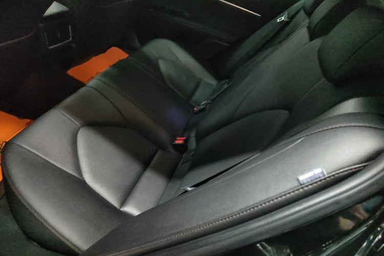 丰田 凯美瑞 2023款 2.0G 豪华版中控内饰7004