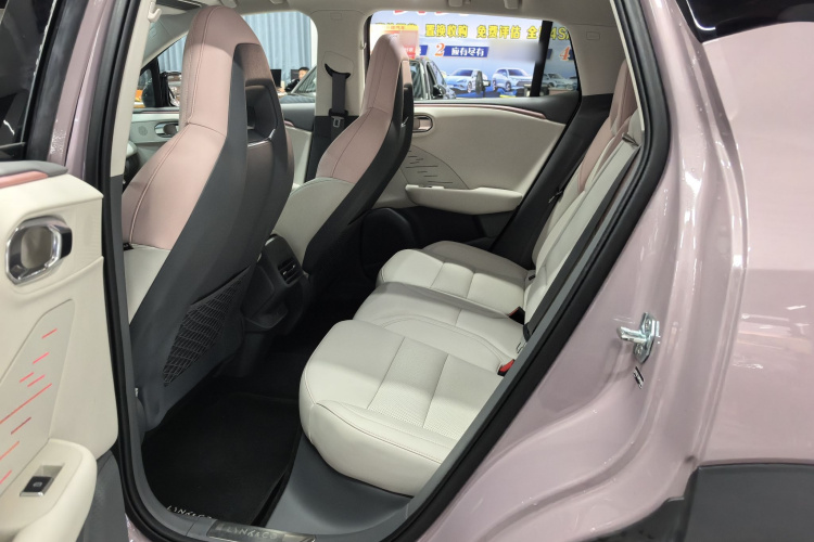 领克06 EM-P 2023款 EM-P 126长续航Halo中控内饰7002