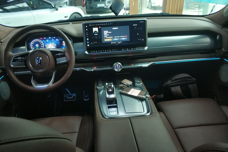 坦克700新能源 2024款 Hi4-T 极致版中控内饰12