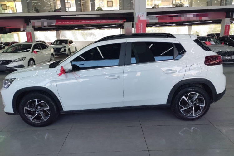 雪铁龙C3-XR 2021款 190THP DCT致尚版车身外观4