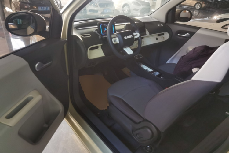 长安启源 长安Lumin 2023款 205km 香沁款中控内饰20