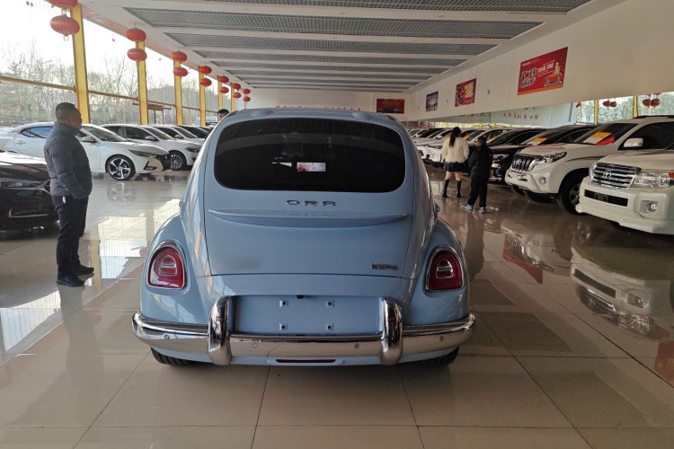 欧拉芭蕾猫 2022款 401km 胡桃夹子版车身外观6005