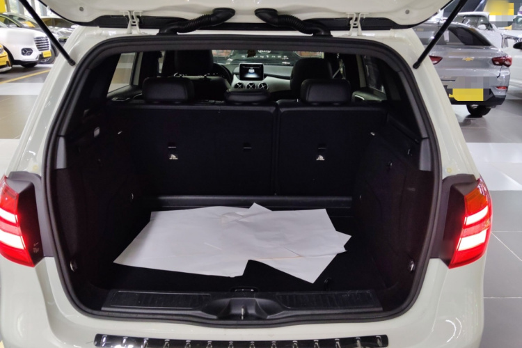 奔驰B级 2015款 B 200 时尚型机舱底盘23