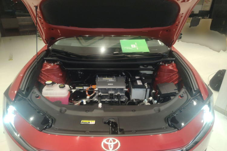 丰田bZ5 2025款 550 PRO智行版局部细节24