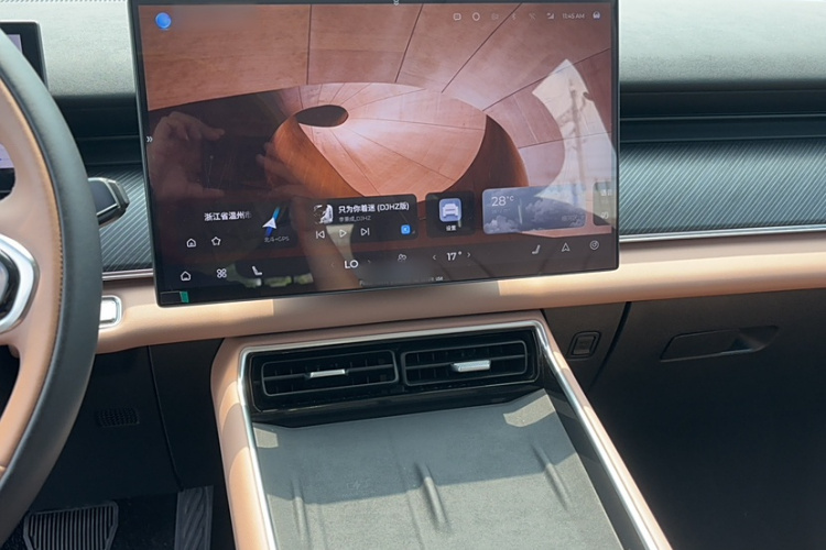 奇瑞 瑞虎8 L 2024款 2.0T 两驱尊贵版 5座中控内饰7003