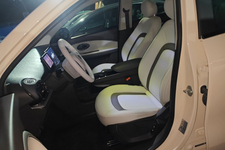 江淮钇为 钇为3 2024款 挚爱版 405km Lite局部细节19