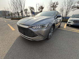 比亚迪 秦PLUS 2023款 冠军版 DM-i 120KM卓越型