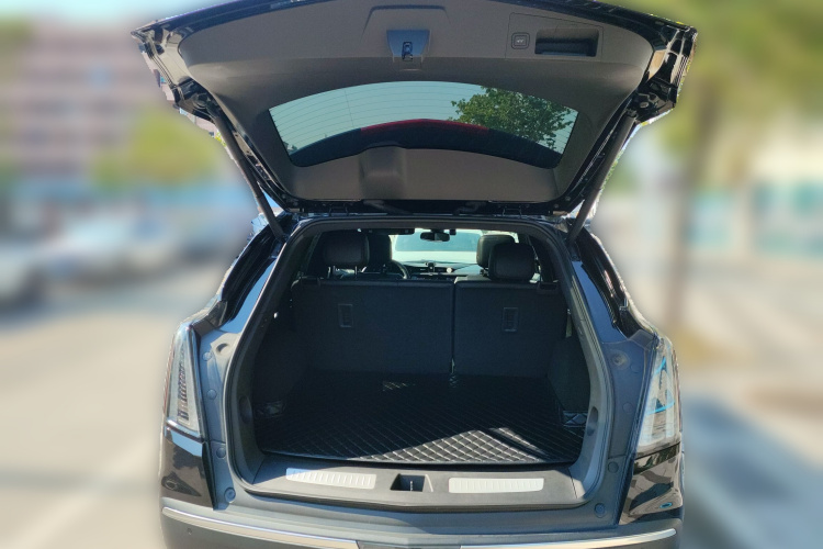 凯迪拉克XT5 2022款 2.0T 四驱豪华型（蜂鸟版）中控内饰23