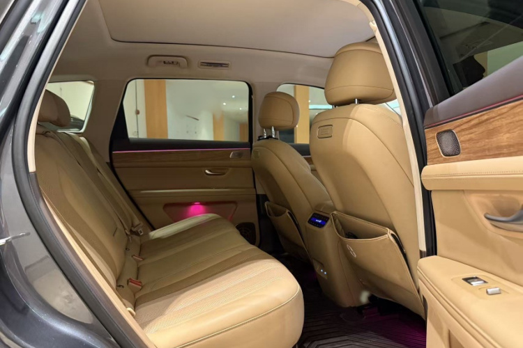 鸿蒙智行 问界M7 2024款 1.5T 后驱Plus版 5座中控内饰7003