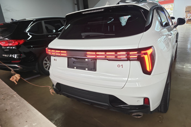 领克01 2023款 2.0TD 两驱亚运版车身外观6004