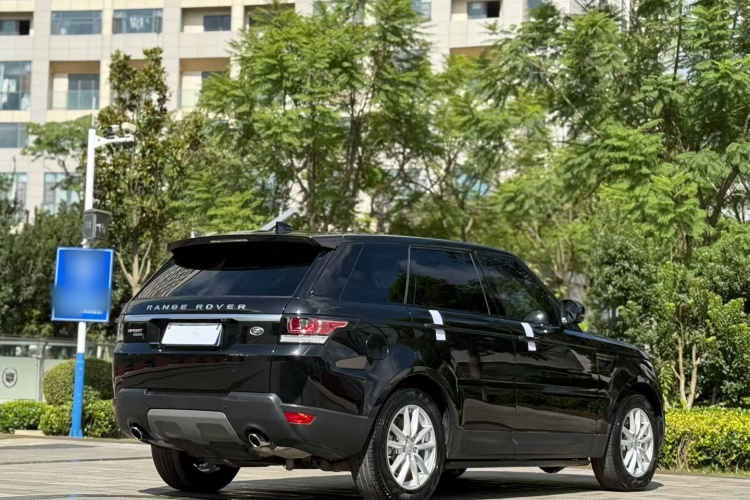 路虎 揽胜运动版 2017款 3.0 SC V6 SE车身外观6008