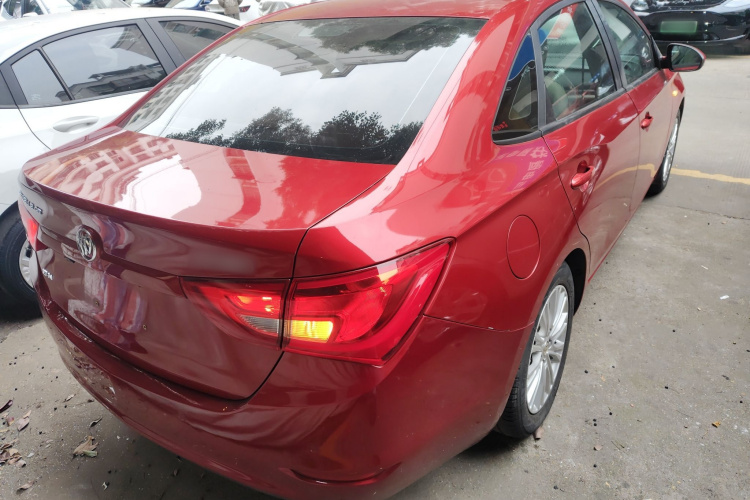 别克 英朗 2016款 15N 自动精英型车身外观6005