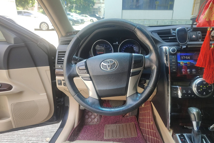 丰田 锐志 2012款 2.5V 风度菁英炫装版局部细节13