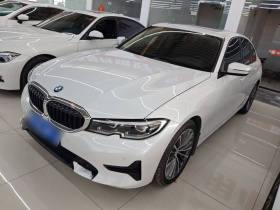 宝马3系 2021款 改款 320i 运动套装