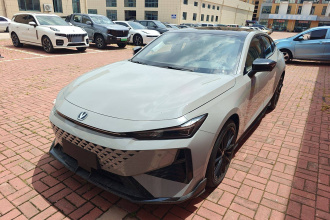 长安UNI-V 2024款 1.5T 尊贵运动型