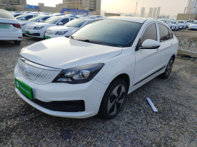 东风风神E70 2023款 500 智行版 磷酸铁锂 48.6kWh 120kW