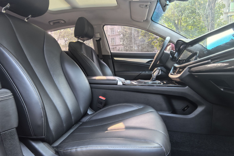 吉利汽车 博瑞 2020款 1.8T 领航版局部细节41