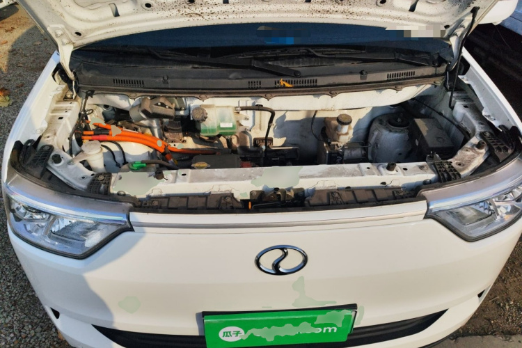 瑞驰汽车 瑞驰新能源EC75 2025款 客运 智行超充版 先锋型Ⅰ 52.16kWh局部细节24