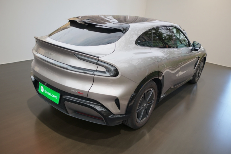 小米汽车 小米YU7 2025款 超长续航高性能四驱Max版车身外观7