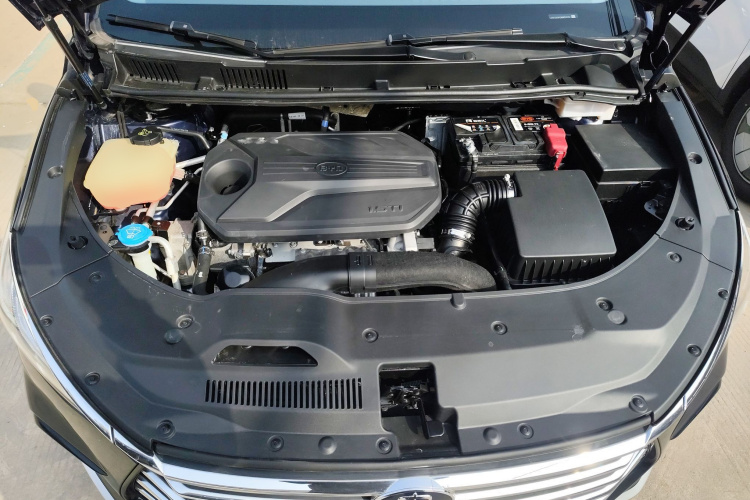 比亚迪 宋MAX 2021款 升级版 1.5T 自动豪华型 7座局部细节24