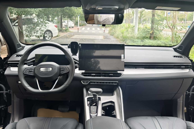 吉利汽车 星瑞 2025款 东方曜 1.5TD 昆仑版中控内饰7006