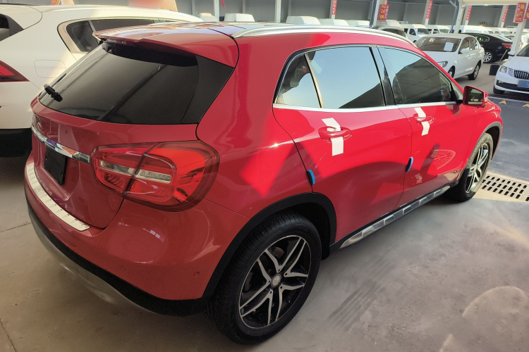 奔驰GLA 2015款 GLA 200 时尚型车身外观7