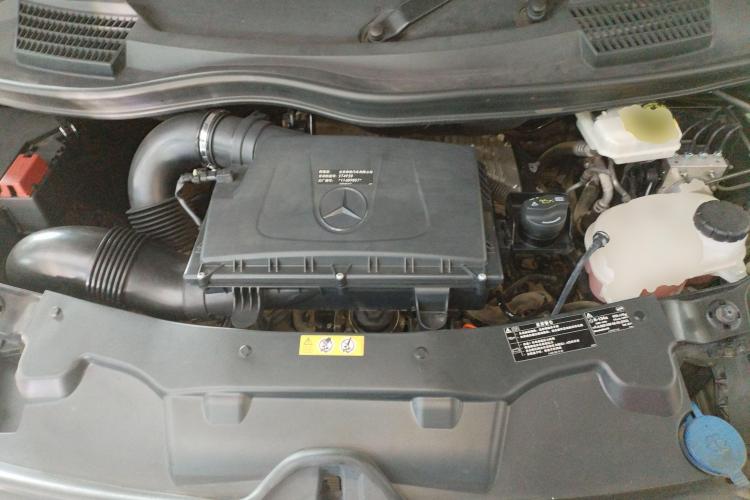 奔驰V级 2018款 V 260 L 尊贵加长版 国VI局部细节24