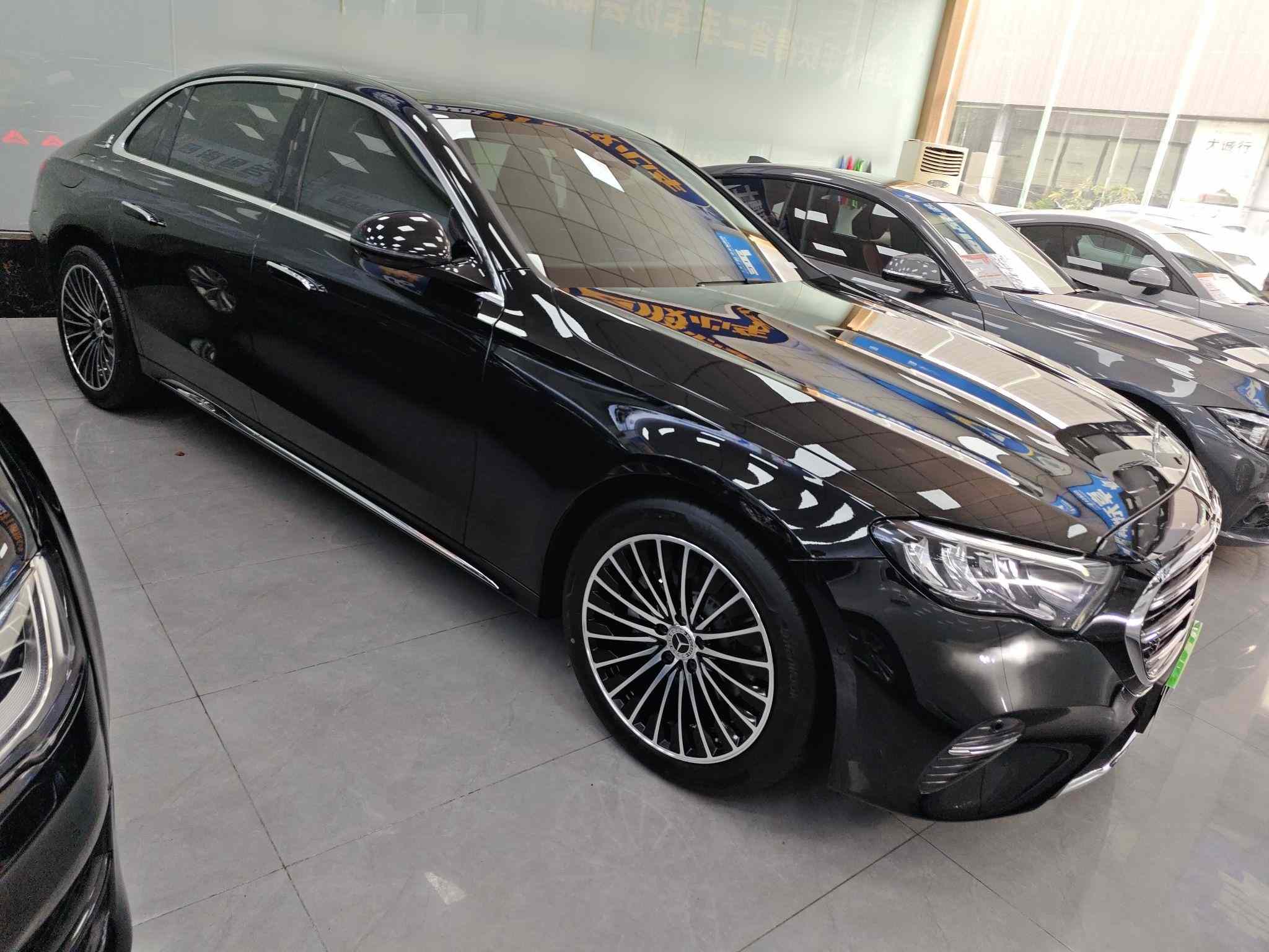 奔驰E级 2025款 E 260 L(5)