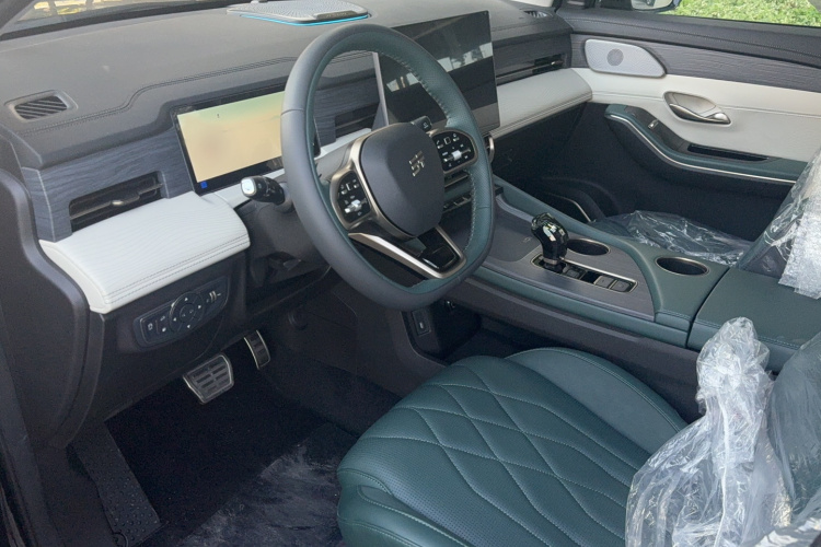 捷途X90 C-DM 2025款 精英版 7座中控内饰7002