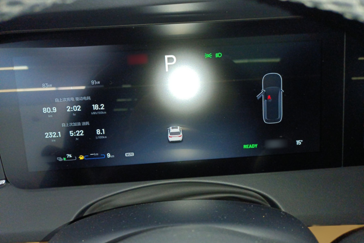 理想汽车 理想ONE 2021款 增程6座版局部细节14