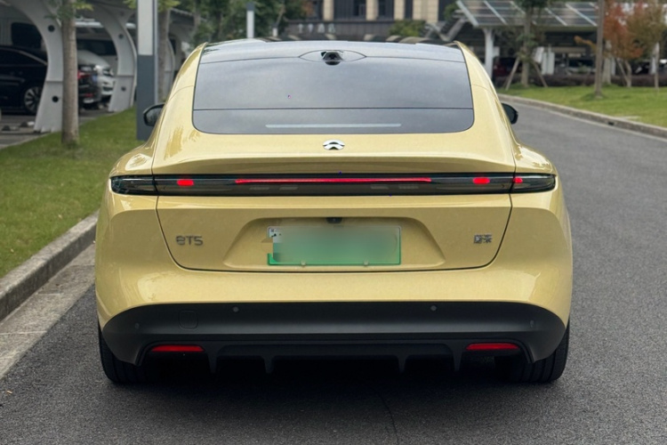 蔚来ET5 2024款 75kWh车身外观6007