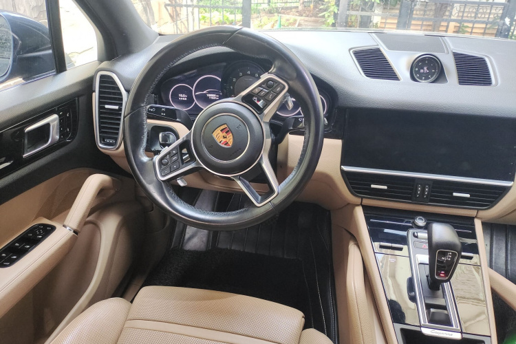 保时捷 2018款 Cayenne 3.0T中控内饰13