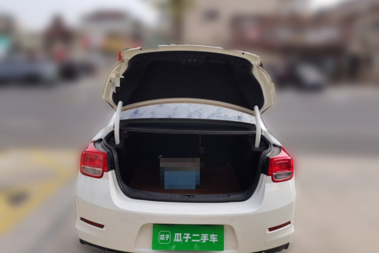 雪佛兰 迈锐宝 2014款 2.0L 自动舒适版中控内饰23