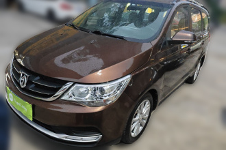 宝骏730 2016款 1.5L 手动舒适型 7座 国V