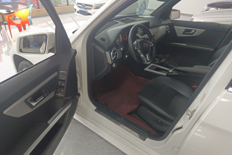 奔驰GLK级 2014款 GLK 200 标准型中控内饰20