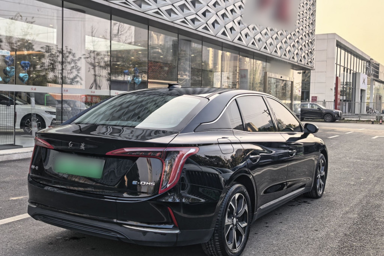 红旗E-QM5 2023款 改款 基础出行版车身外观6004