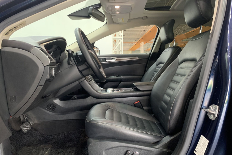 福特 蒙迪欧 2017款 改款 EcoBoost 180 时尚型中控内饰7002