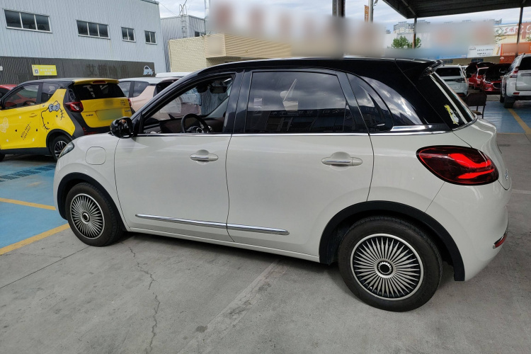 五菱汽车 五菱缤果 2023款 333km 灵犀互联+款车身外观6003